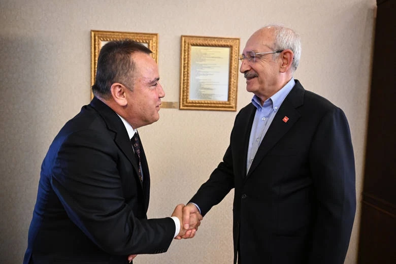 Başkan Böcek CHP Genel Başkanı Kılıçdaroğlu’nu ziyaret etti