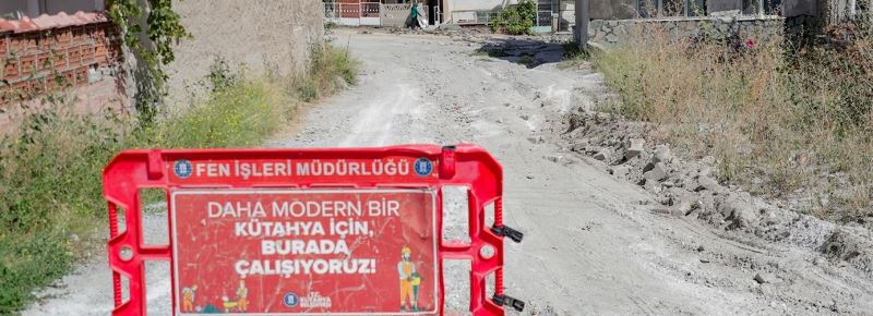 OKMEYDANI MAHALLESİ’NDE ASFALT MESAİSİ