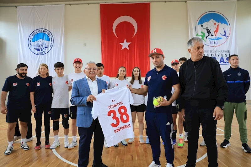 Başkan Büyükkılıç’tan Sağlık ve Spor İçin “Yüksek İrtifa” Vurgusu