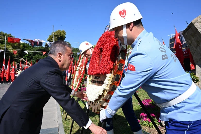 Büyükşehir’de Cumhuriyet Bayramı kutlandı