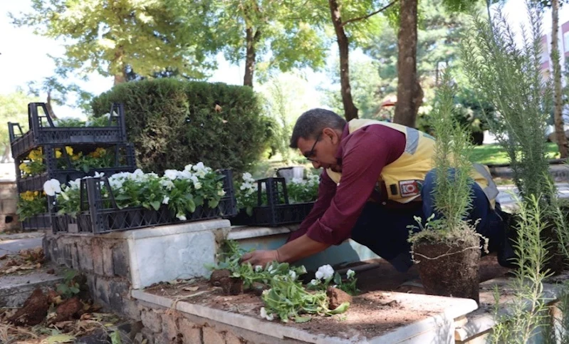 Büyükşehir Ekipleri, Kasaptaşı Parkında Bakım Onarım Çalışması Yaptı