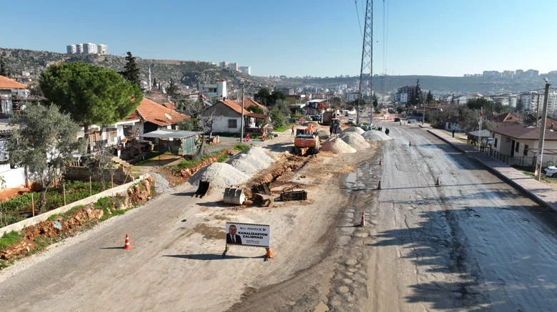 Büyükşehir Fatih Mahallesi’nde kanalizasyon altyapı çalışmalarına başladı