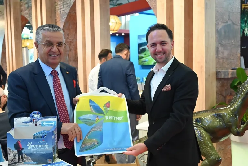 Kemer Belediyesi 2026 Turizm Fuarları İçin Hazırlıklara Başladı