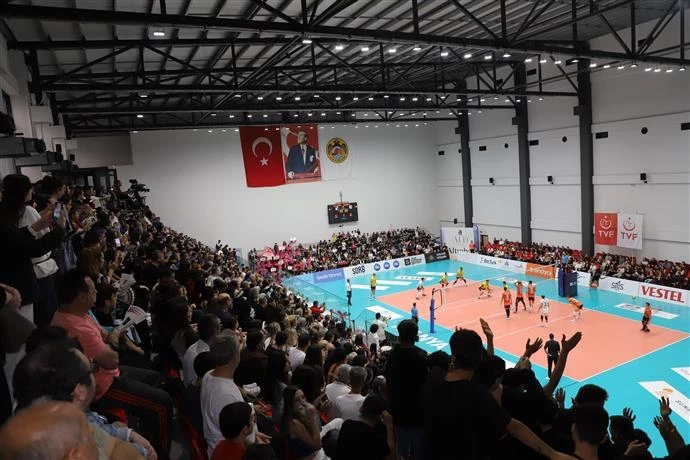 VOLEYBOLUN KALBİ ALANYA’DA ATACAK - SULTANLAR LİGİNE YÜKSELME YOLUNDA YARI FİNAL VE FİNAL MAÇLARI ALANYA’DA