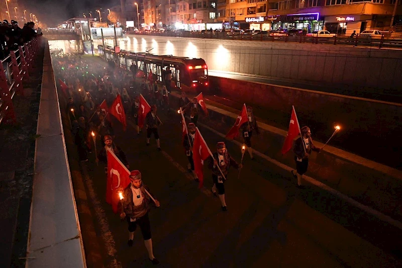 Başkan Büyükkılıç, 19 Mayıs Fener Alayı’nda Gençlerin Coşkusuna Ortak Oldu
