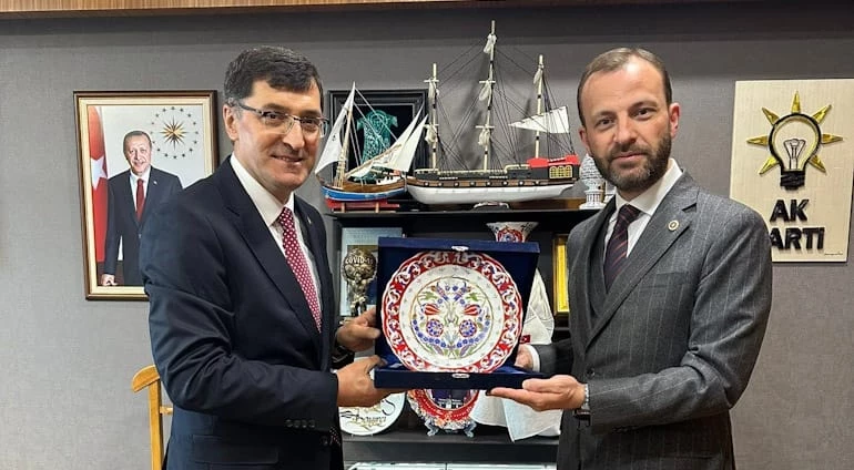 BELEDİYE BAŞKANIMIZ EYÜP KAHVECİ, KÜTAHYA MİLLETVEKİLLERİNİ ZİYARET ETTİ