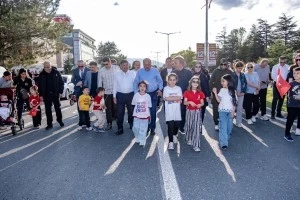 19 Mayıs Atatürk’ü Anma, Gençlik ve Spor Bayramı Gençlik Yürüyüşü