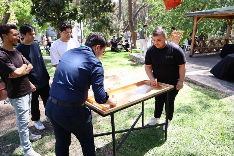 Antalya Büyükşehir Belediyesi gençlere ev sahipliği yaptı