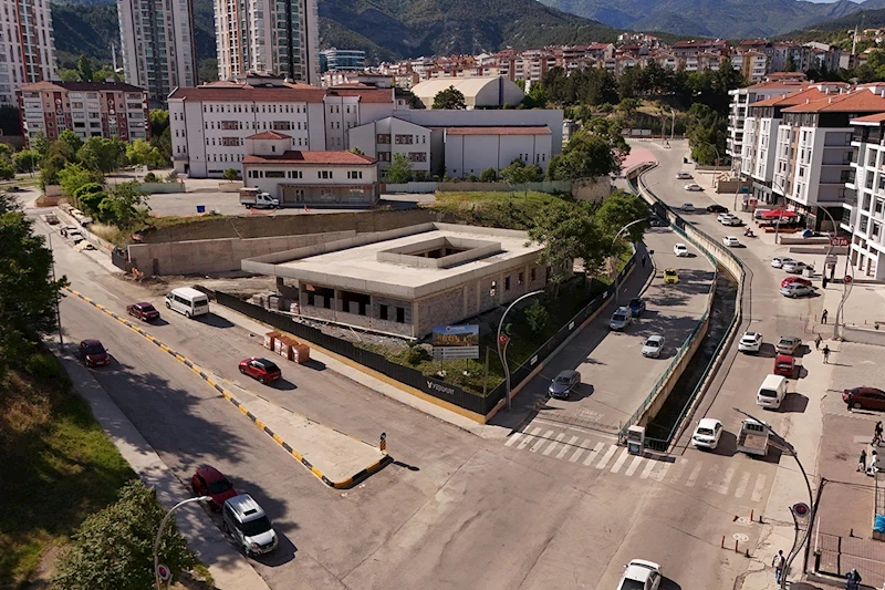 Melike Yeşilyurt Kreşinde Çalışmalar Hızla Sürüyor