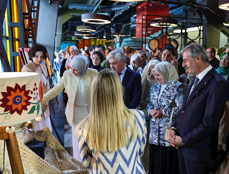 122 branş, 6 bine yakın kursiyerle SAMEK’te görkemli final: “İnsanı merkeze alan hizmet en değerlisidir”