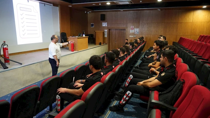 Büyükşehir’den Yeni İtfaiye Erlerine İş Sağlığı ve Güvenliği Eğitimi